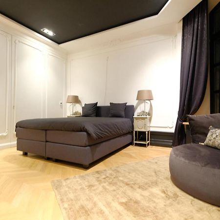 Suite La Duchesse Et Parking Prive Gratuit Mons  Exterior foto